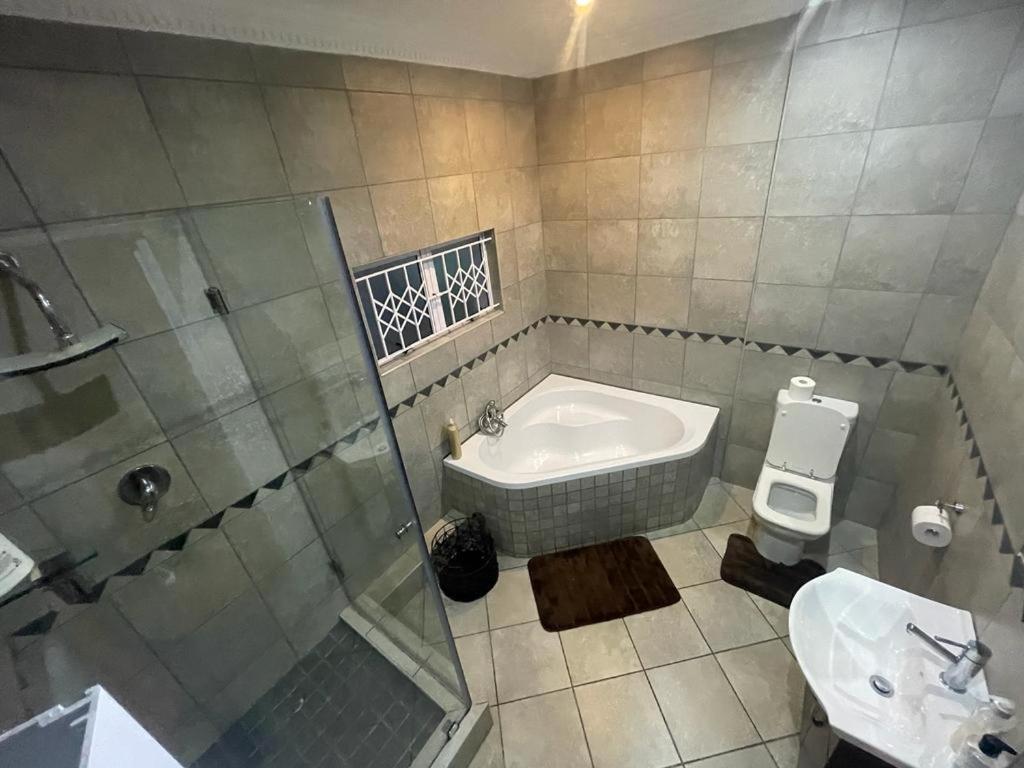 Illovo Beach House Amanzimtoti Exterior photo